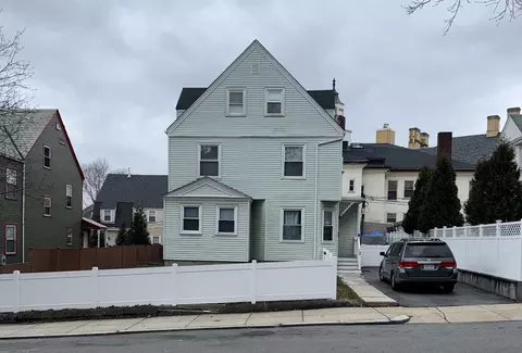 32 Moultrie St, Boston, MA 02124