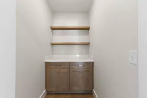 Entry Way - 1 Haystack Ln, Berkley, MA 02779 photo 3 of 4