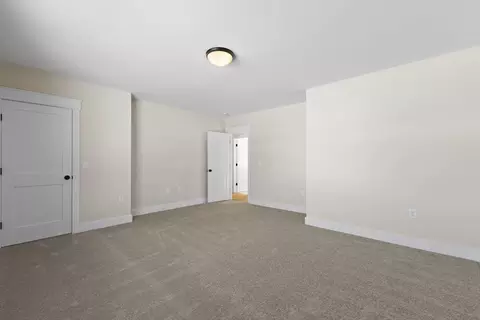 Bedroom - 1 Haystack Ln, Berkley, MA 02779 photo 6 of 8