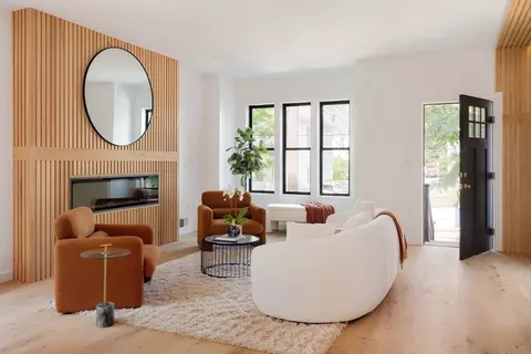 15 Porter St, Somerville, MA 02143