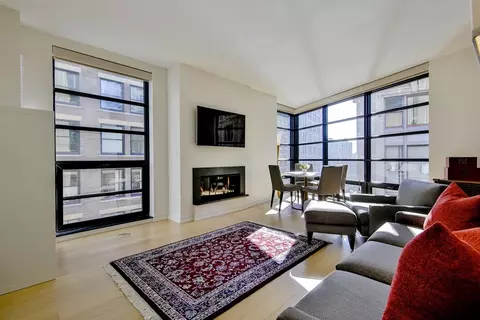 580 Washington #702, Boston, MA 02111