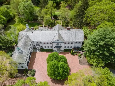 200 Pond Rd, Wellesley, MA 02482