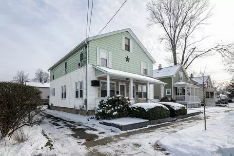 Exterior - 267-269 Redlands St, Springfield, MA 01104 photo 3 of 6