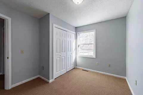 Bedroom - 75-77 Pinevale St, Springfield, MA 01151 photo 2 of 11