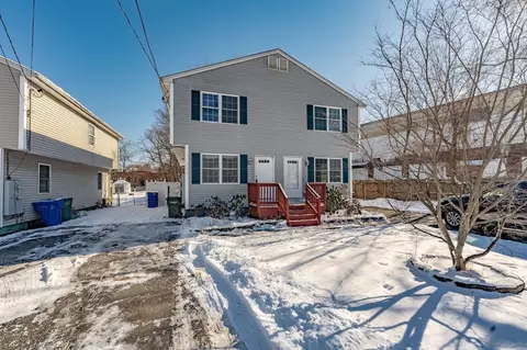 75-77 Pinevale St, Springfield, MA 01151