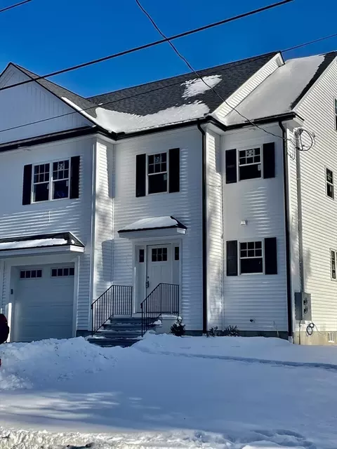 36 Montbatten Rd #B, Billerica, MA 01821