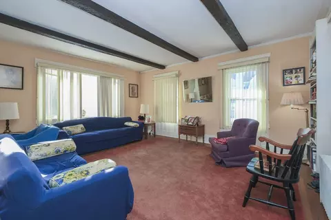 Living - 787 High St, Fall River, MA 02720 photo 1 of 6