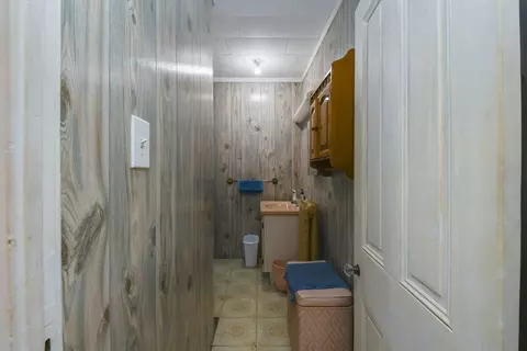 Entry Way - 787 High St, Fall River, MA 02720 photo 2 of 2