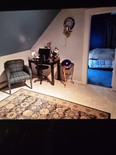 25 Christopher St, Chicopee, MA 01020 photo 13