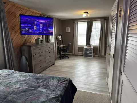25 Christopher St, Chicopee, MA 01020 photo 12