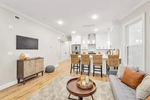 13 Monmouth #2, Boston, MA 02128