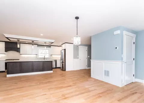 40 Wheelock Rd, Waltham, MA 02453 photo 9