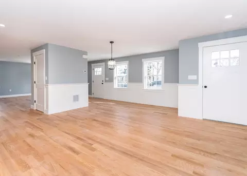40 Wheelock Rd, Waltham, MA 02453 photo 14