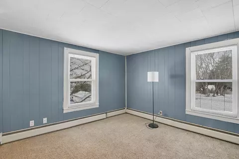 Bedroom - 253 Fairview Ave, Chicopee, MA 01013 photo 3 of 8
