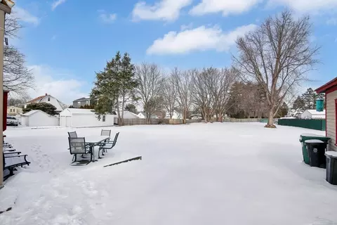 Exterior - 253 Fairview Ave, Chicopee, MA 01013 photo 3 of 6
