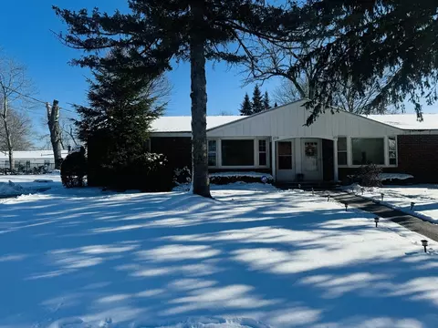 179 Colonel Bell Dr #179, Brockton, MA 02301