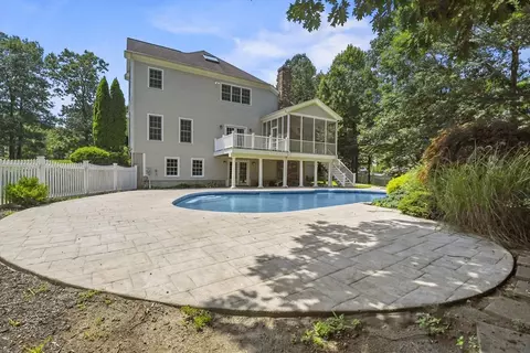 45 Berkshire, Norfolk, MA 02056