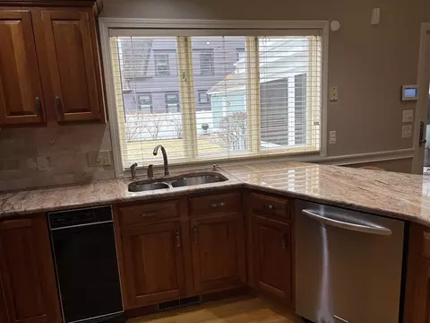 181 Sumner Ave #181, Springfield, MA 01108 photo 5