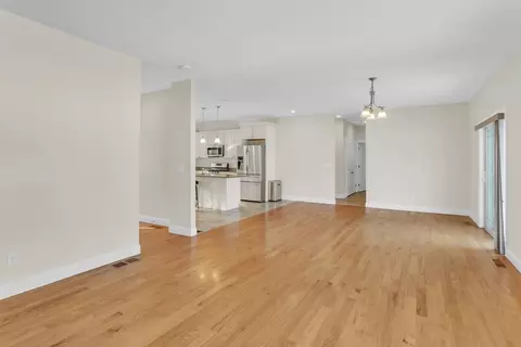 2222 Wilbraham Rd, Springfield, MA 01129 photo 7