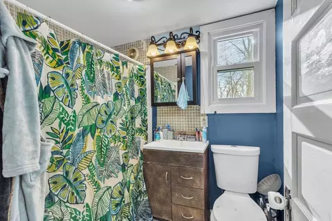 69 Silas St, Springfield, MA 01109 photo 22