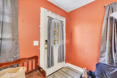 69 Silas St, Springfield, MA 01109 photo 7