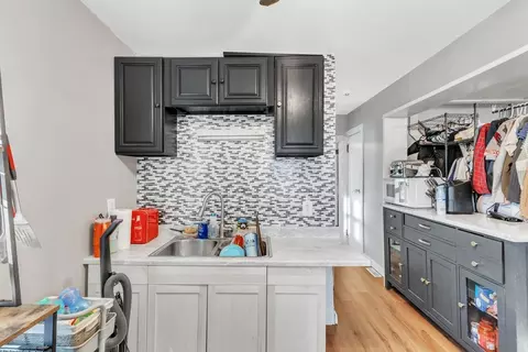69 Silas St, Springfield, MA 01109 photo 19