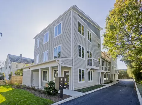 107 Williams St #C1, Northampton, MA 01060