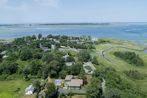 101 Rendezvous, Barnstable, MA 02630 photo 2