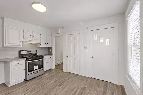 99 Clover St, Worcester, MA 01603 photo 9