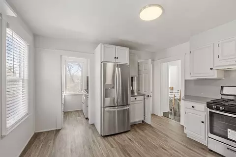99 Clover St, Worcester, MA 01603 photo 5