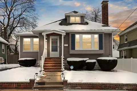 64 Clifton St, Medford, MA 02155