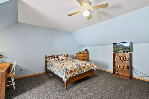 Bedroom - 41 S Road Ext, Peru, MA 01235 photo 5 of 7