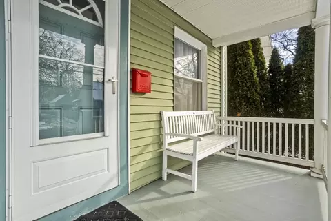 Exterior - 139 Eddy St, Springfield, MA 01104 photo 5 of 8