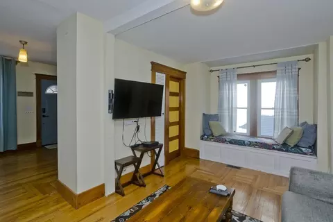 Living - 139 Eddy St, Springfield, MA 01104 photo 6 of 6