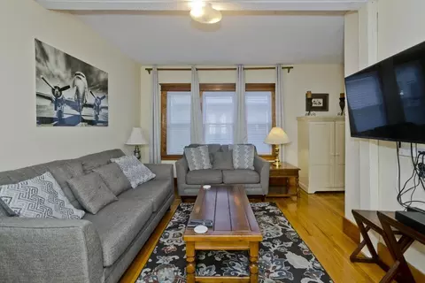Living - 139 Eddy St, Springfield, MA 01104 photo 1 of 6