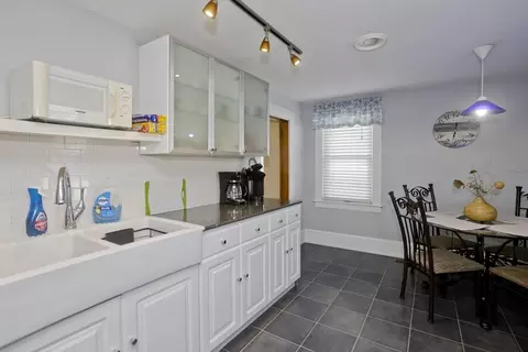 Kitchen - 139 Eddy St, Springfield, MA 01104 photo 1 of 4