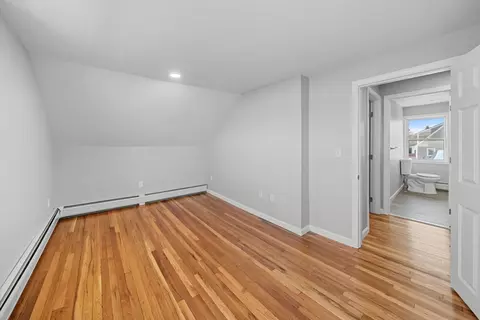 419 Laurel St, Fall River, MA 02724 photo 21