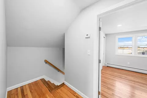 419 Laurel St, Fall River, MA 02724 photo 16