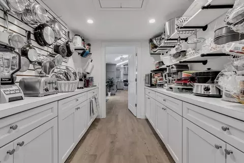 426 Mariner Cir, Barnstable, MA 02635 photo 11