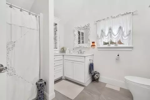 426 Mariner Cir, Barnstable, MA 02635 photo 23