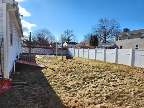 99 White Birch Dr, Springfield, MA 01119 photo 31