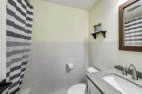 9 Hemlock Cir #9, Millis, MA 02054 photo 14