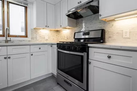 262 Cherry St, Fall River, MA 02720 photo 2
