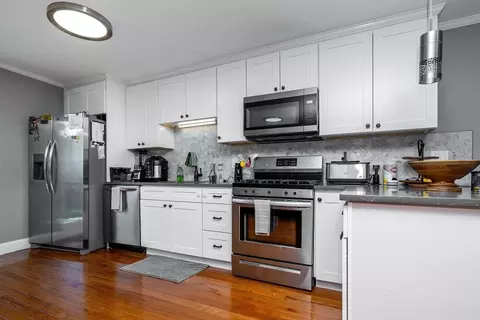 264 Cherry St, Fall River, MA 02720 photo 2