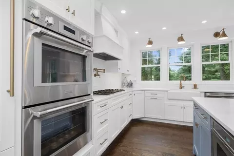 1040 Main St, Hingham, MA 02043 photo 12