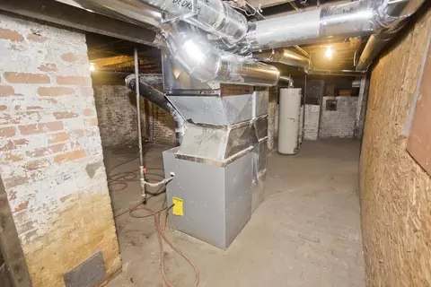 64 Thompson St, Springfield, MA 01109 photo 34