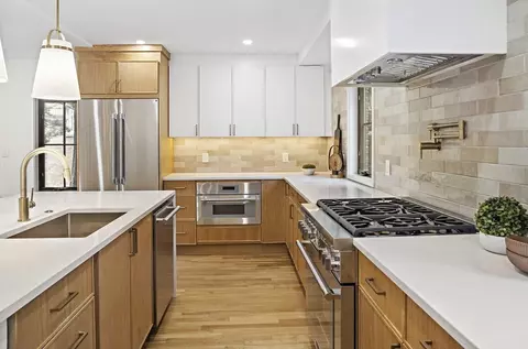 213 Waltham St, Newton, MA 02465