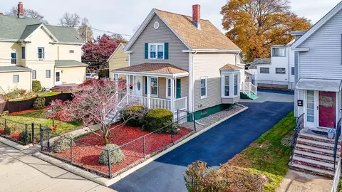 107 Spring St, Medford, MA 02155
