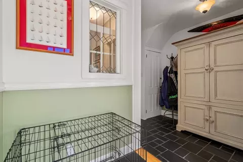 Entry Way - 150 Prospect St #1, Gloucester, MA 01930 photo 3 of 3