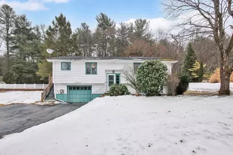 23 George St, Oxford, MA 01540
